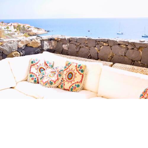 PORIS 8 - PillowAbroad