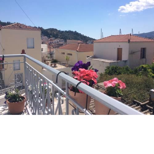 Poros Island City House
