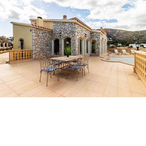 PORT DE LA SELVA 96 magnífica casa con piscina privada y vistas