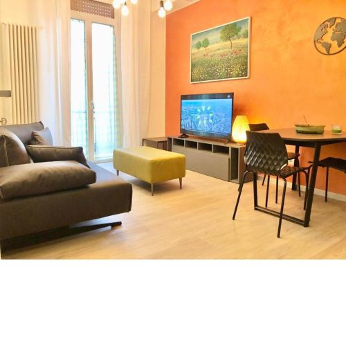 Porta Romana Brand New Flat 4PAX WIFI