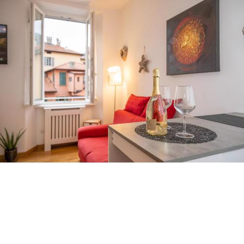 Porta Torre suite - Como Lake city center - Free parking , air conditioning