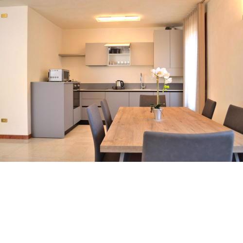 Portico Oscuro Deluxe Apartment - centro città