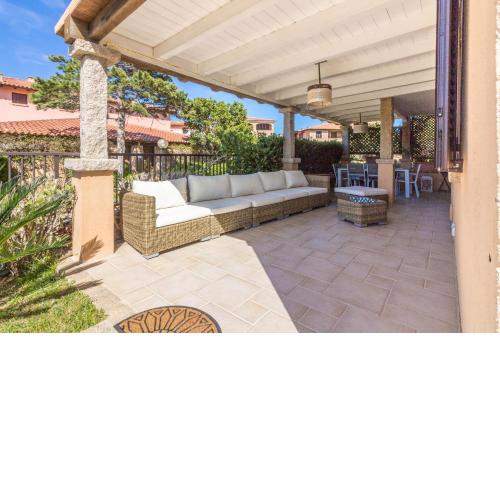 Porto Rotondo Apt w/ Parking & Veranda