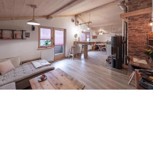 Portrait Loft Tirol