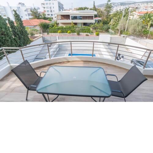 Poseidon Serenity Apt C2- 10 mins from the beach (VOU300)