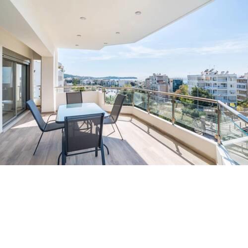 Poseidon View Apt B1 - 10 mins from the beach (VOU301)