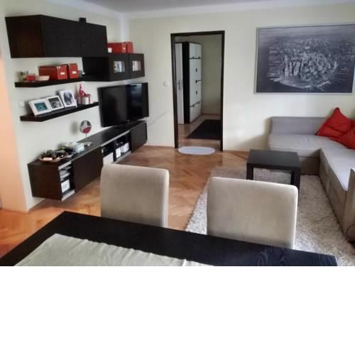 Prague PRANAM Home Stay-Kobylisy Metro