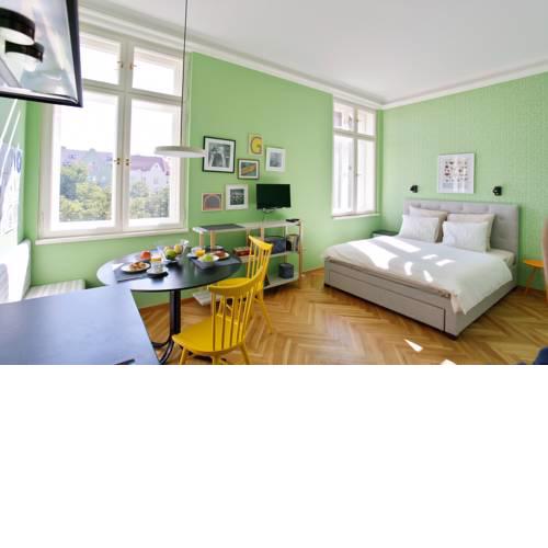 Prague Spring Apartment