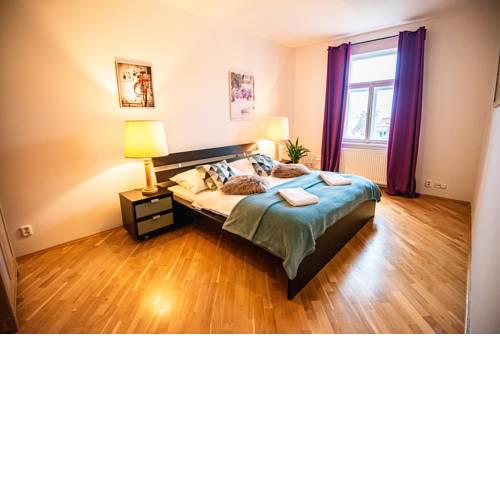 PragueStars Apartment - Vinohrady Korunni