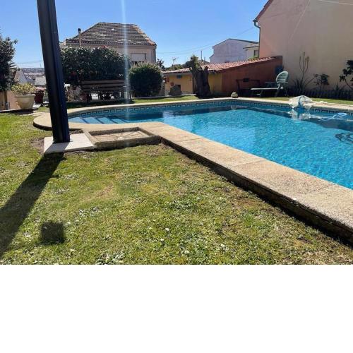 Precioso apartamento con piscina