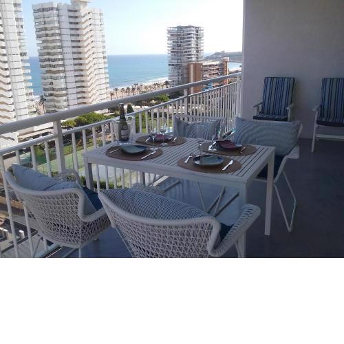 PRECIOSO APARTAMENTO EN FRENTE DE LA PLAYA