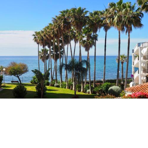 PRECIOSO APARTAMENTO EN PRIMERA LINEA DE PLAYA