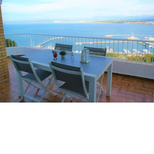 Precioso piso con vistas espectaculares del mar