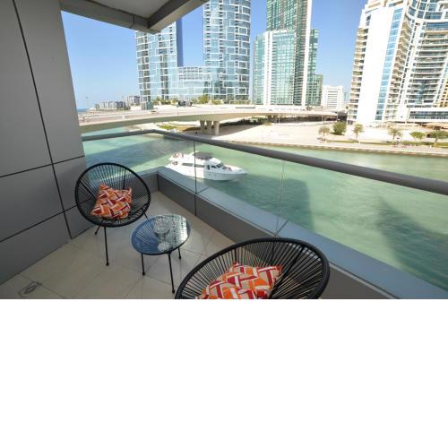 Premium Dubai Marina Apartments with Sea view - Family only