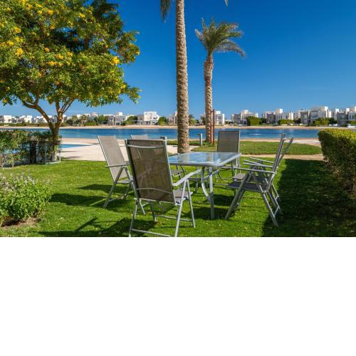 Premium Location 2 Bdr Ground Floor Joubal