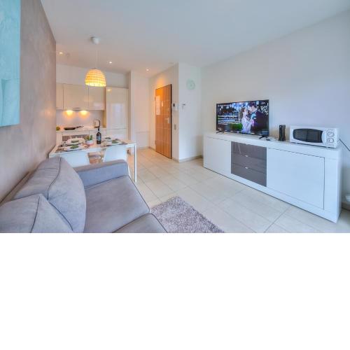 Prestige du Lac 27 - Happy Rentals