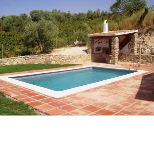Pretty Cottage in Villanueva de la Concepcion with Pool