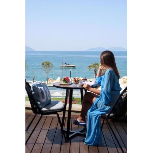 Priam Hotel Luxury Resort