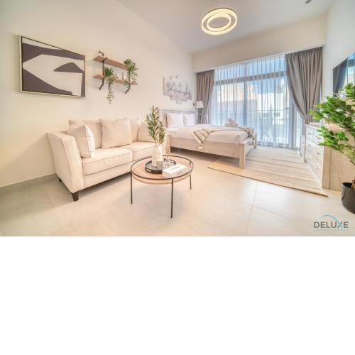 Prim Studio at Oxford Boulevard JVC by Deluxe Holiday Homes