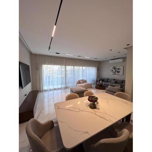 Prime cozy modern villa