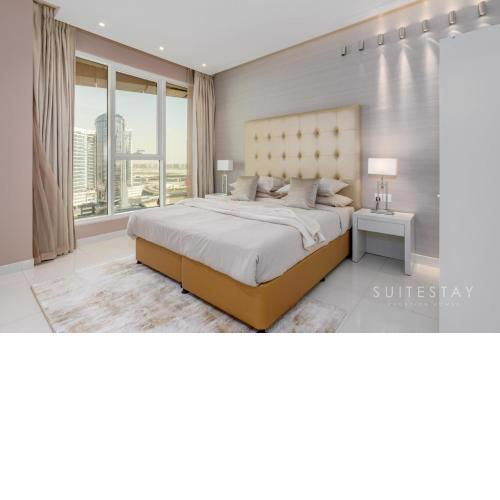 Prime Location 1 Bed Walking distance to the Mall