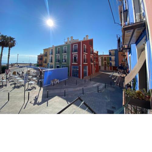 Primera Línea De Playa En La Mejor Zona Del Casco Antiguo.