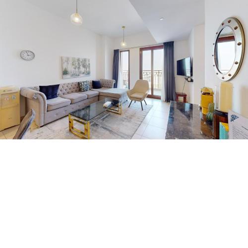 Primestay - Zahra Breeze 4A, Town Square