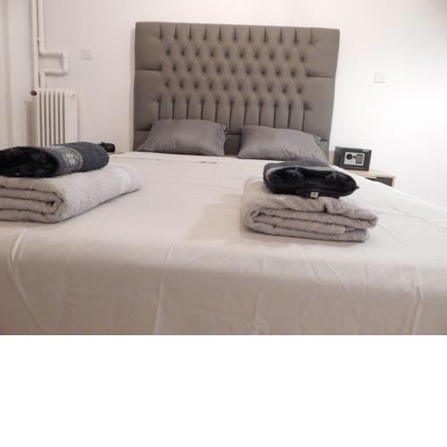 Princeps De Cura (Suite in Gazi)