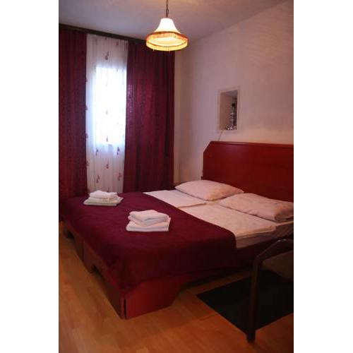 Private Accommodation Kanegra