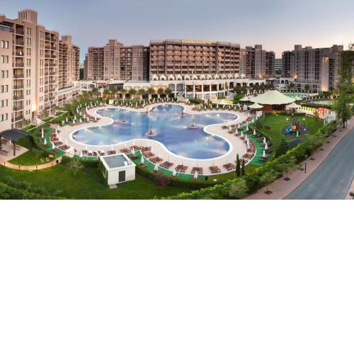 Private Apart in Royal Beach