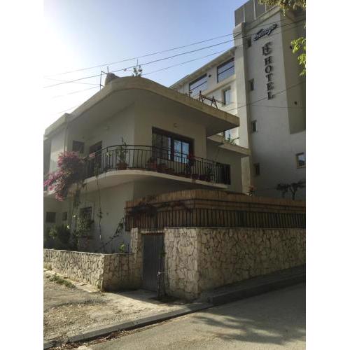 Private Apartment at Guest House Hektor & Aferdita