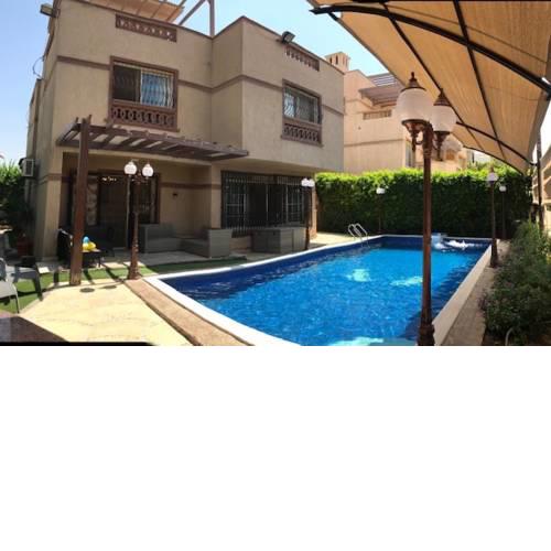 Private Luxury Spacious Villa with Brand New Swimming Pool at Secured Gated Compound near Mall of Egypt