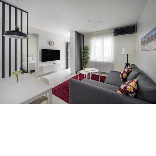 Private Modern 2br1bath Gem W Patio! #80