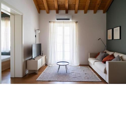 (Private Parking) Elegant Apartment in Old Town