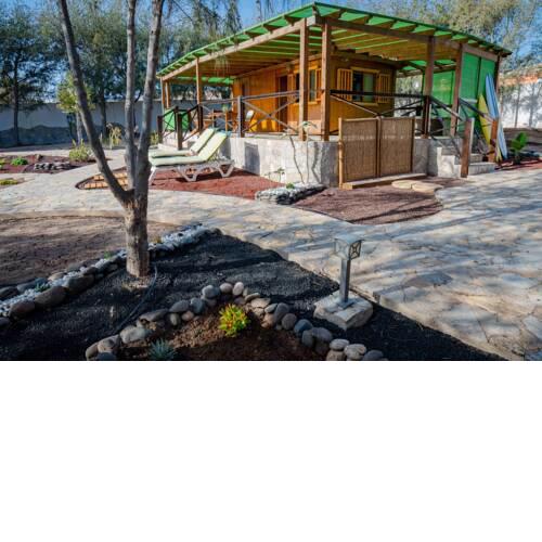 Private property with huge private garden Sleeps 4