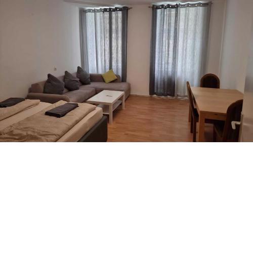 Private Quad bed room - shared bathroom