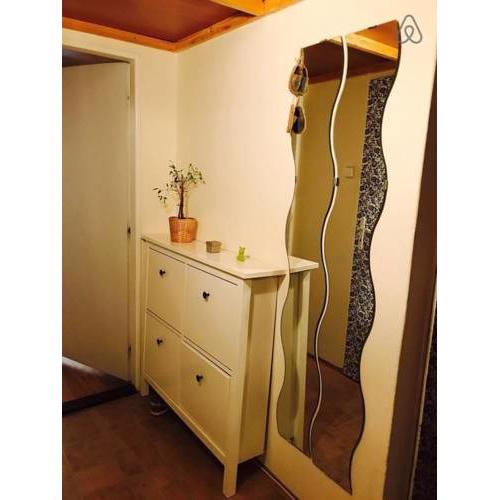 Private studio, 7 mins to center