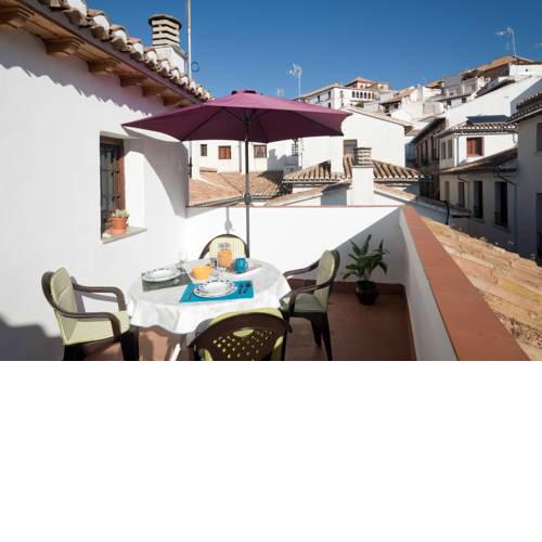 PRIVATE TERRACE - CENTRAL - PARKING
