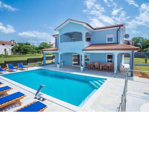 Private Villa in Porec with Swimming Pool