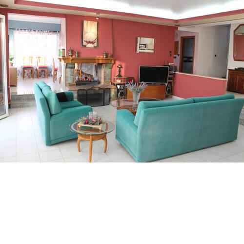 Private Villa up to 9 and more guests between sea and mountain