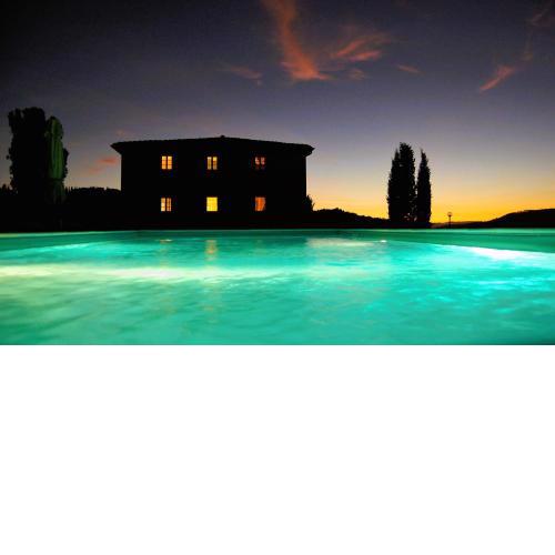 Private Villa with Pool close to Seaside