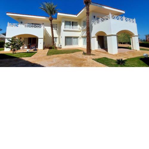 Private villas in Sheraton Sharm Resort - By Royal Vacations EG