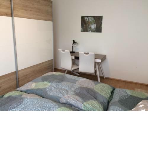 Privatzimmer, Private Rooms