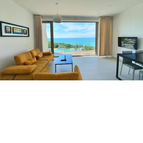 PRIVÉ Seaview Apartment