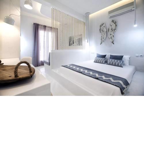 Privee Santorini