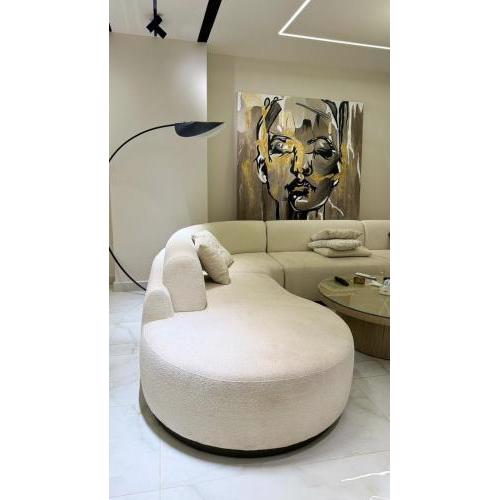 Professionally designed 3 bedroom hotel apartment