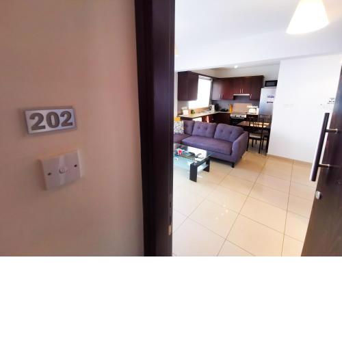Promenade Breeze City Apartment