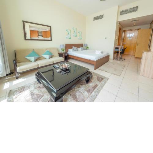 Promo Deal - Spacious Studio in Discover Gardens - IRN