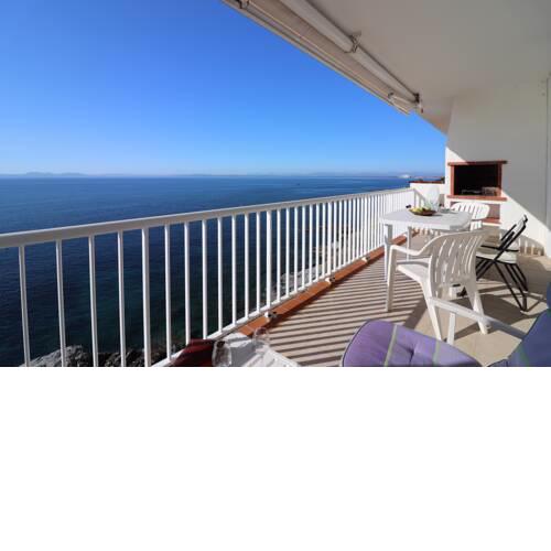 PROMOCANYELLES- Apartamento primera linea de mar en Canyelles-Roses