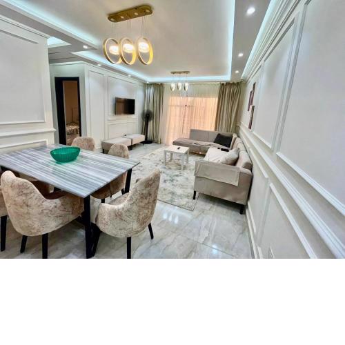 Property Sisters, Elite apartment, B11